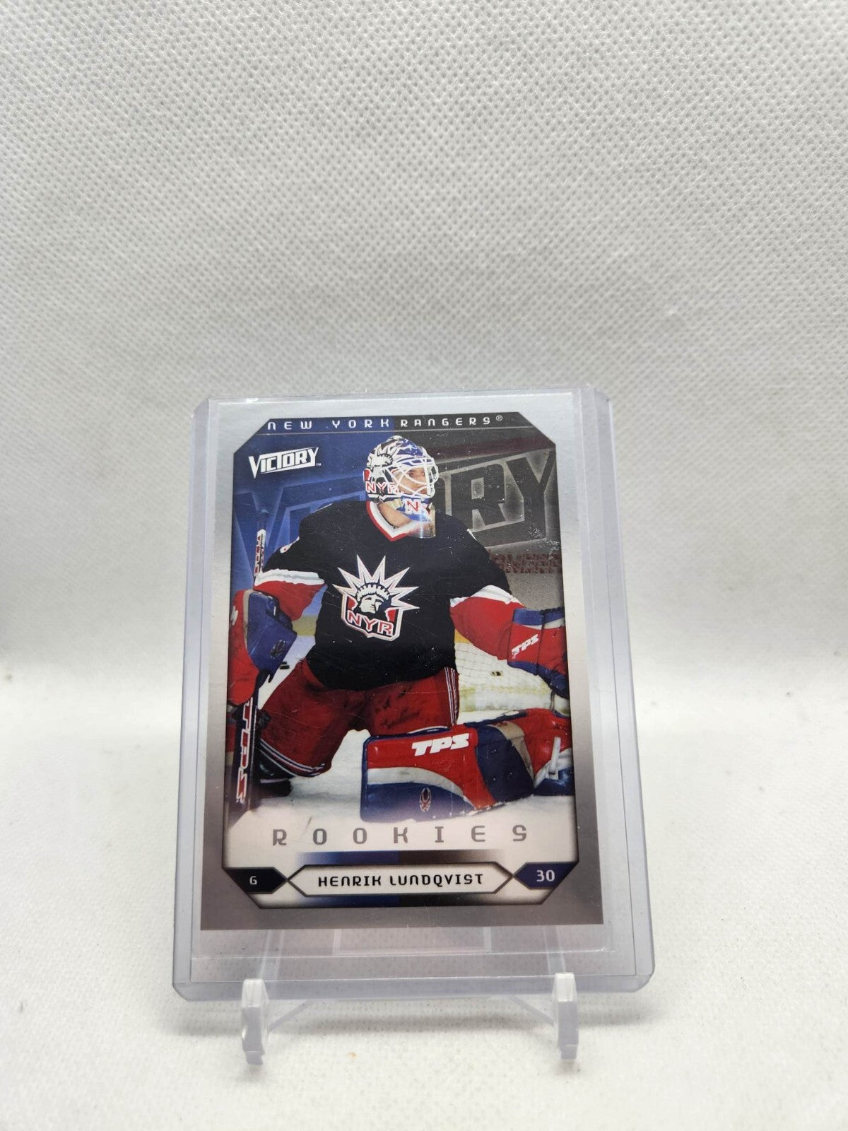 2004-05 UPPER DECK VICTORY HENRIK LUNDQVIST ROOKIE NEW YORK RANGERS