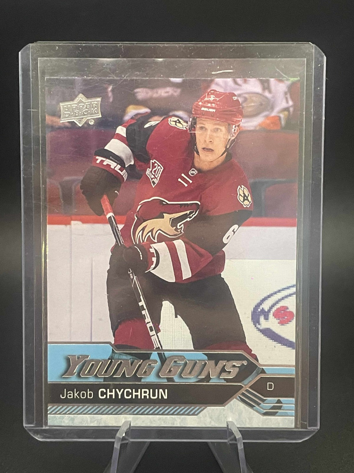 2016-17 Upper Deck Young Guns Hockey Rookie RC #206 Jakob Chychrun
