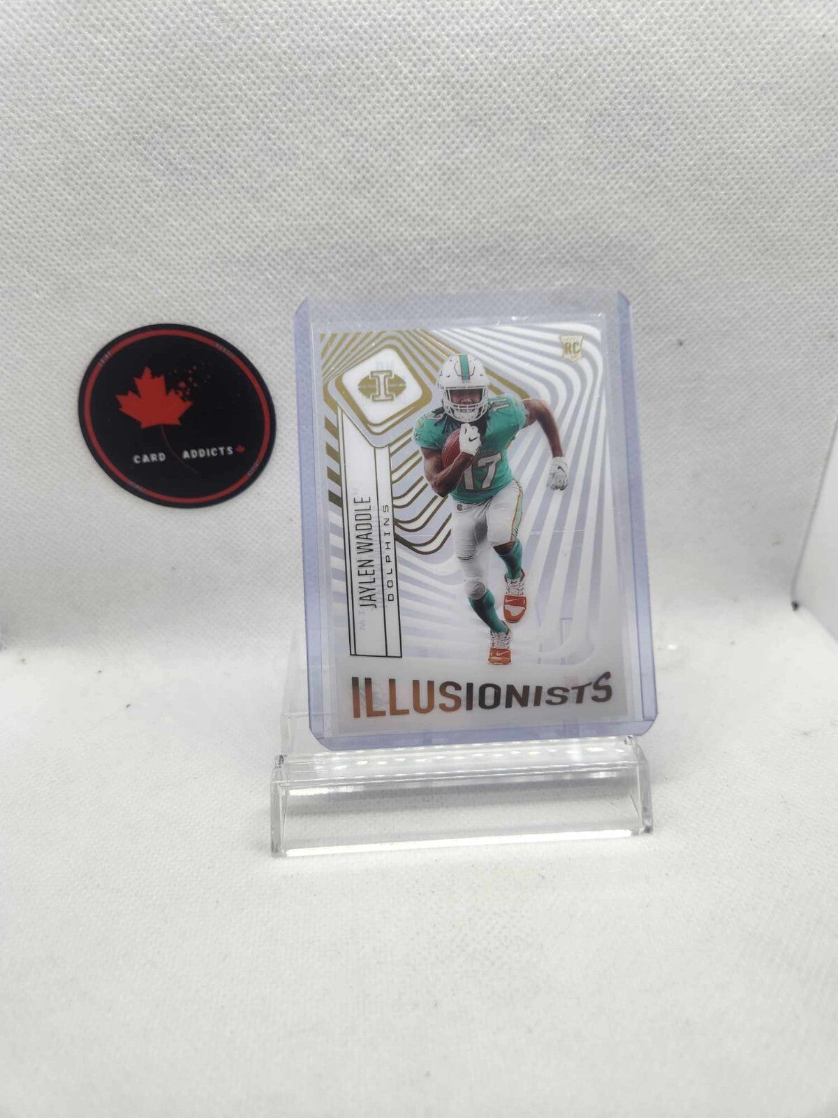 2021 Panini Illusions - Illusionists Sapphire #ILL-20 Jaylen Waddle (RC)