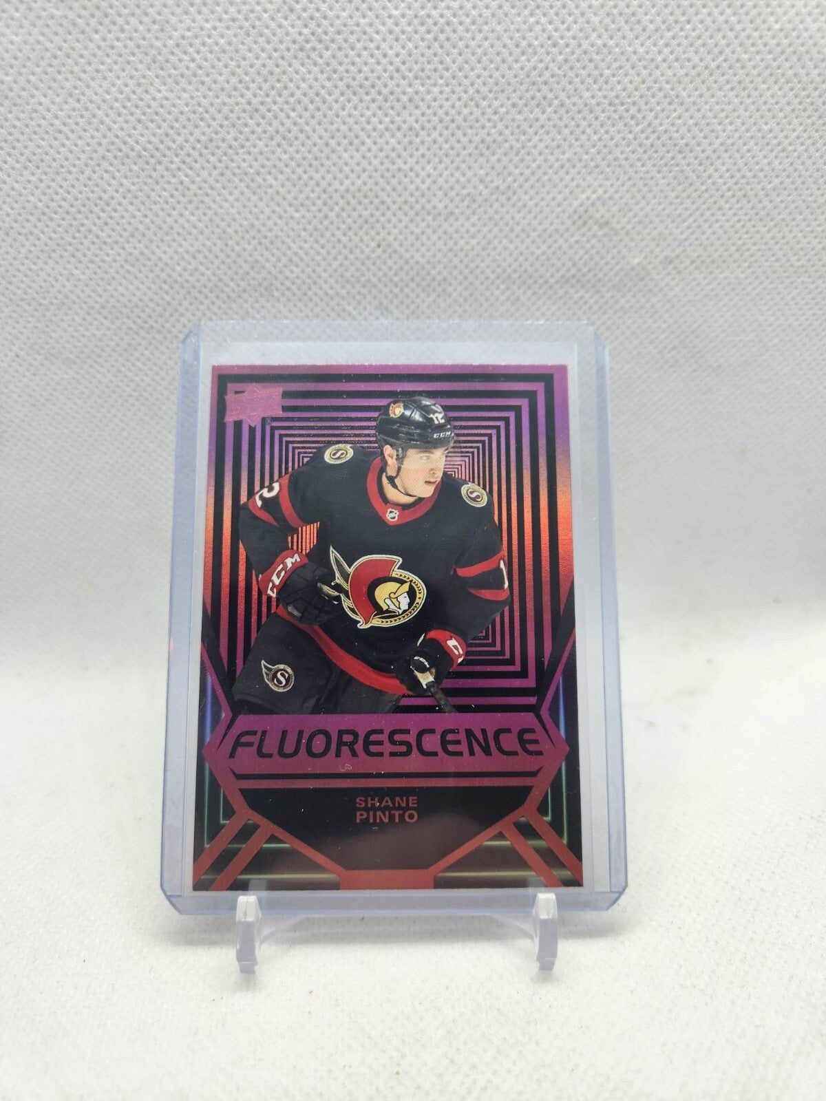 2021-22 Upper Deck Fluorescence Red Shane Pinto Ottawa Senators #FL-45
