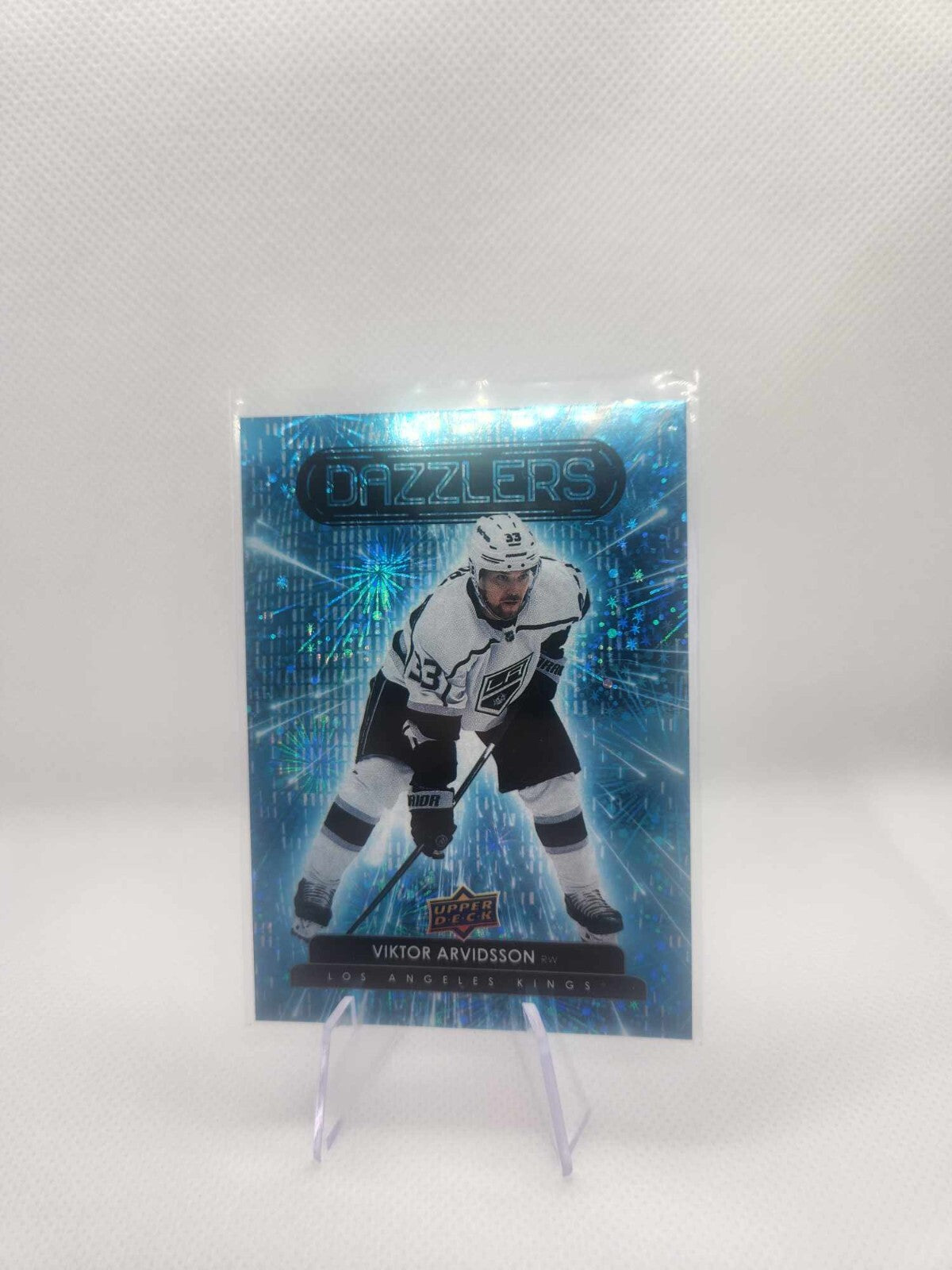 2022-23 Upper Deck Series 1 Blue Dazzlers Viktor Arvidsson #DZ-22