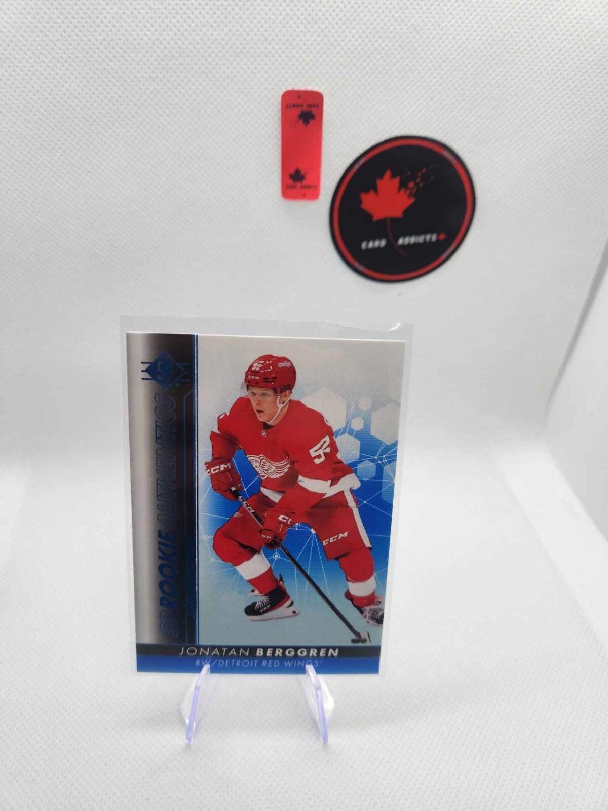 2022-23 SP - Rookie Authentics Blue Jonatan Berggren (RC)