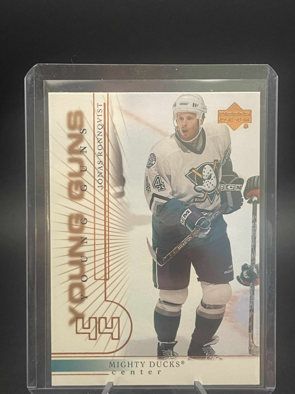 2001-02 UPPER DECK YOUNG GUNS JONAS RONNQVIST ROOKIE ANAHEIM MIGHTY DUCKS #416