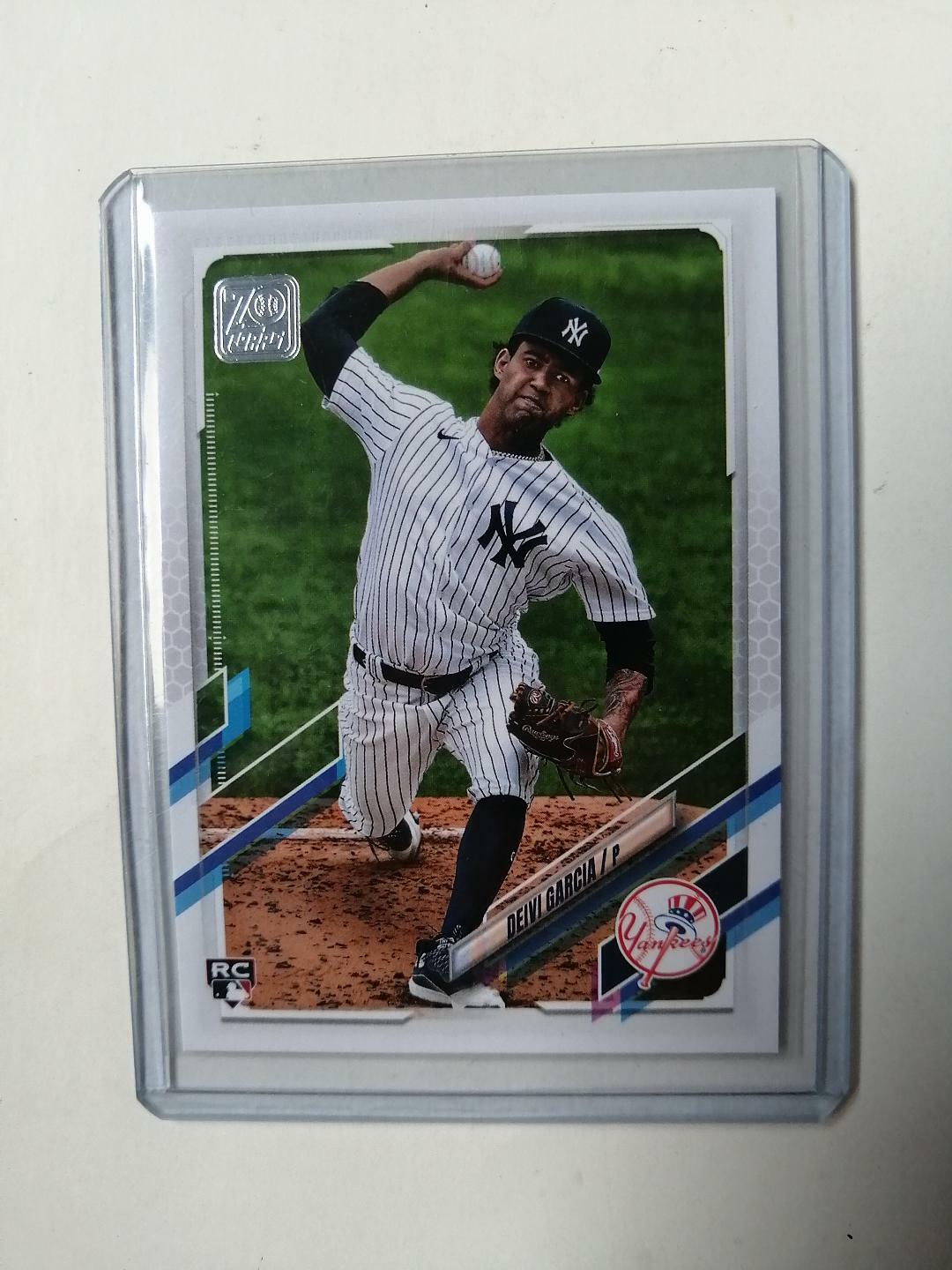 2021 Topps Series 1 MLB Baseball #41 Deivi Garcia - New York Yankees RC