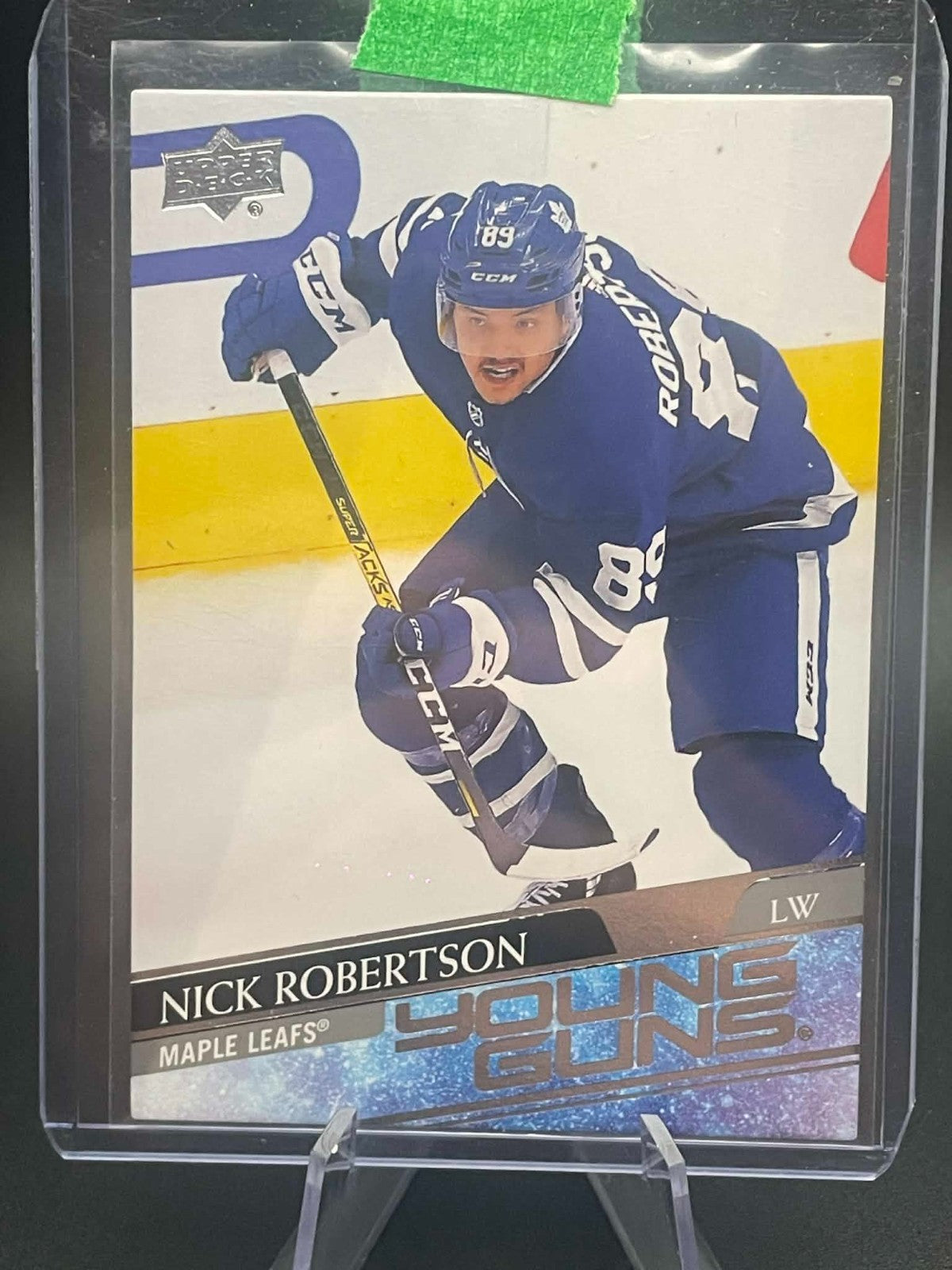 Nick Robertson 2020-21 Upper Deck YOUNG GUNS #237 RC Toronto Maple Leafs NHL