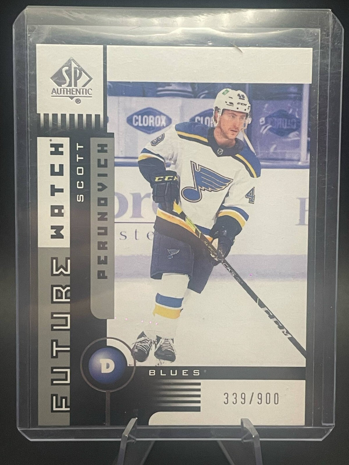 2021-22 UPPER DECK SP AUTHENTIC FUTURE WATCH RETRO SCOTT PERUNOVICH RC /900