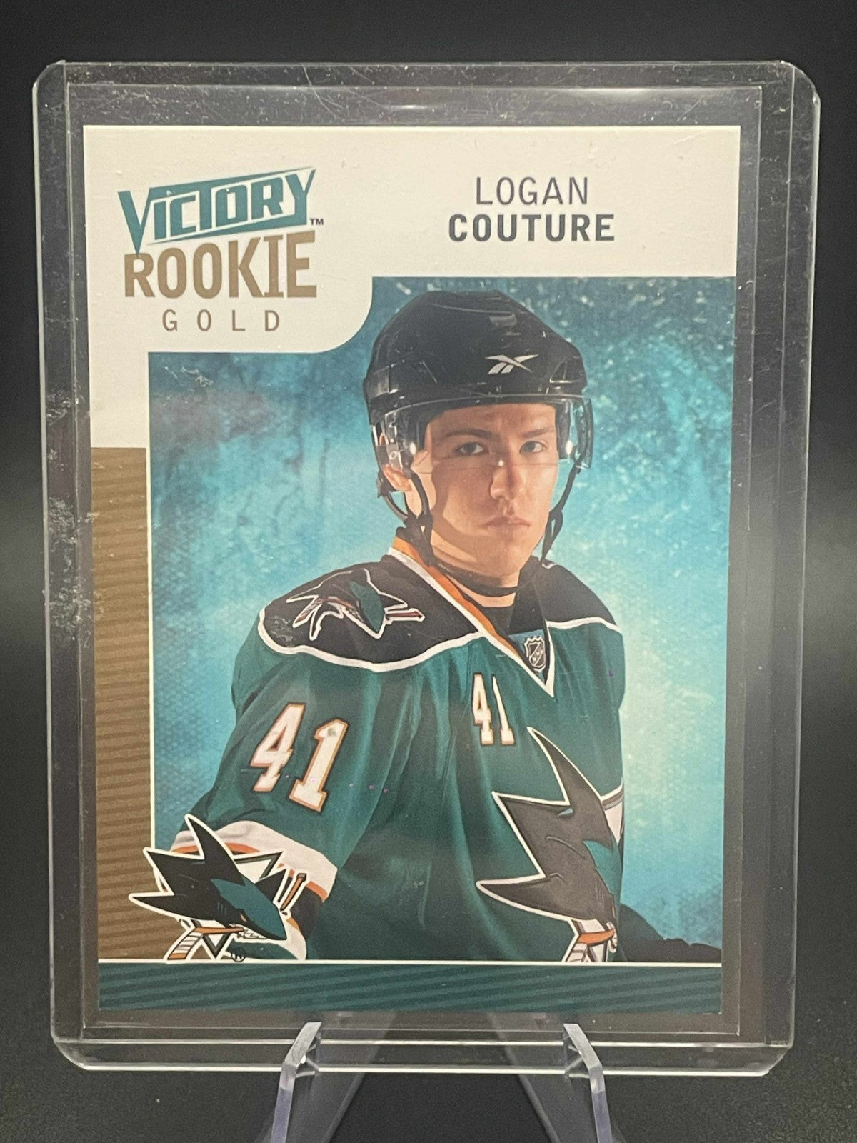 2009-10 Victory - Rookie Gold - #329 Logan Couture REF I