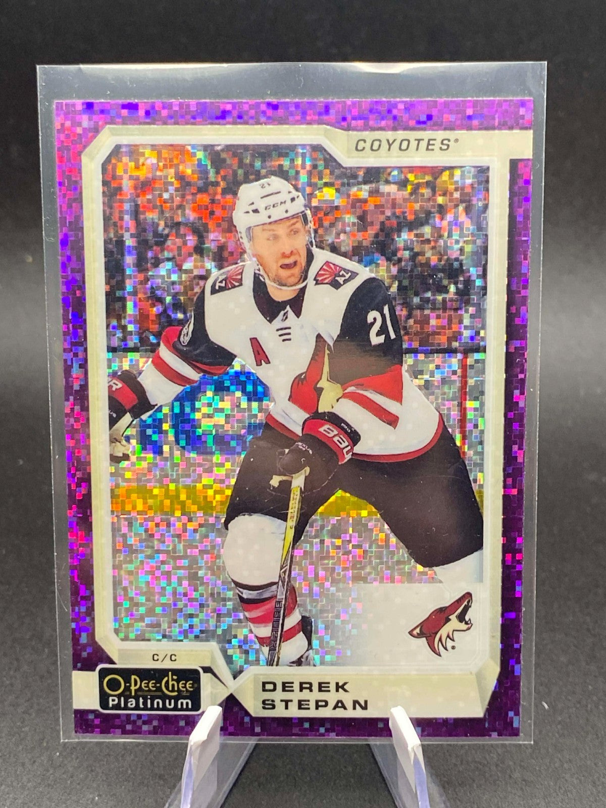 2018-19 O-Pee-Chee Platinum Violet Pixels #113 Derek Stepan