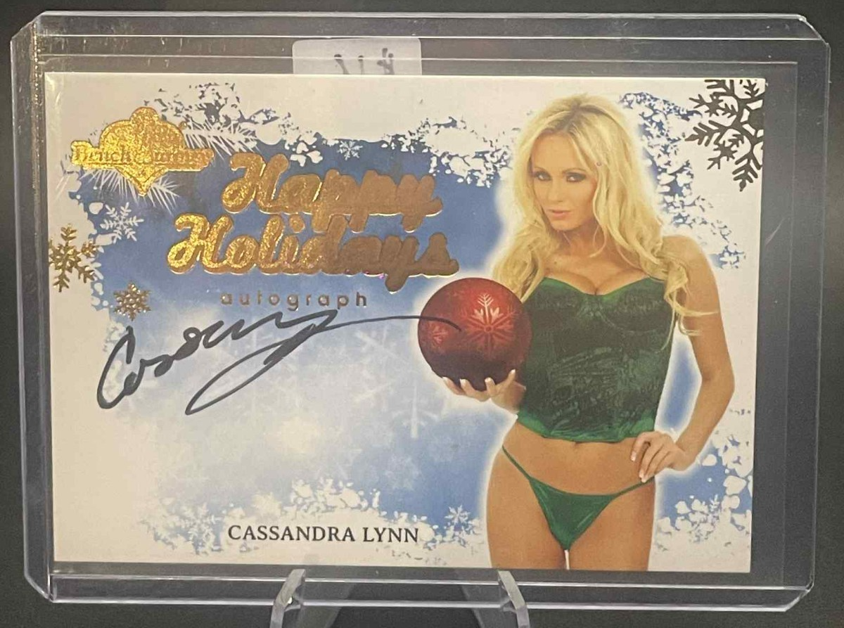 2012 BENCHWARMER HOLIDAY AUTOGRAPH CASSANDRA LYNN AUTO HAPPY HOLIDAYS GOLD FOIL