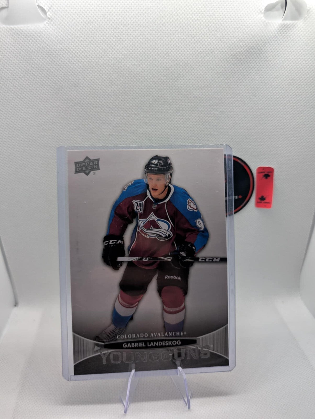 2011-12 Upper Deck Gabriel Landeskog Young Guns Jumbo Oversize