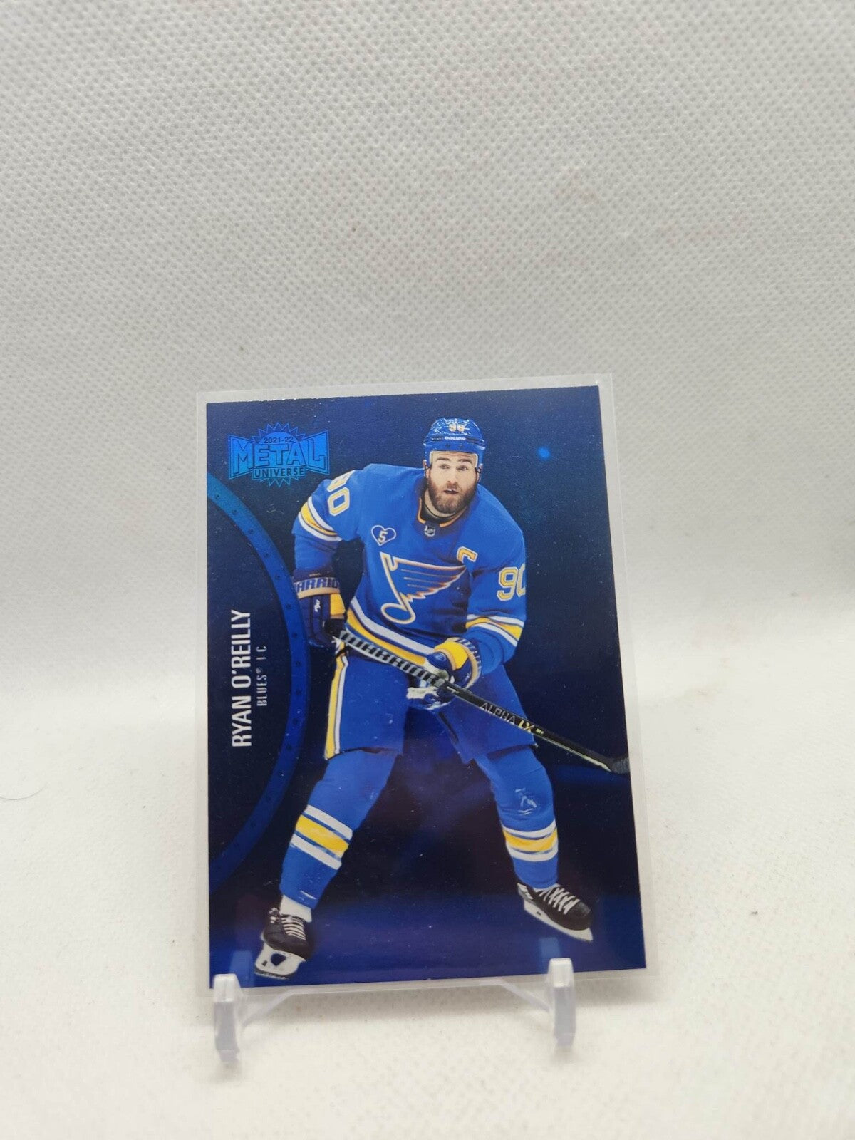 2021-22 Skybox Metal Universe #63 Ryan O'Reilly Blue Spectrum