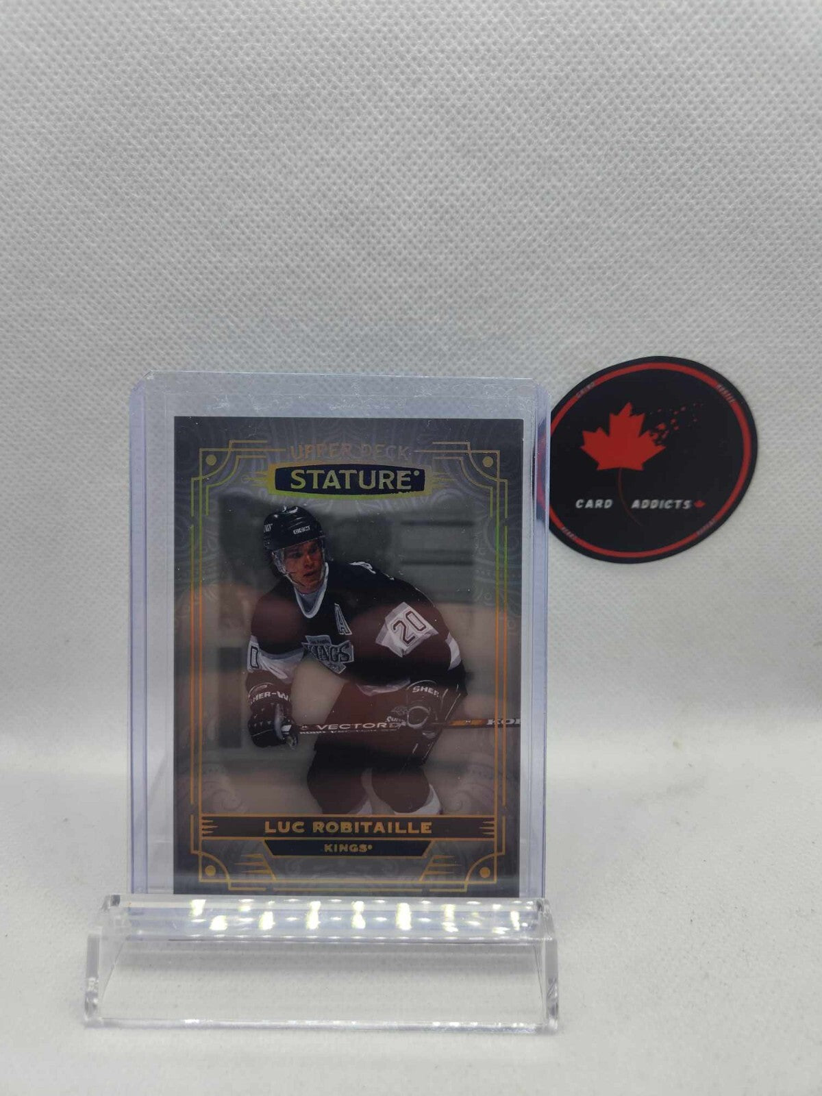 2022-23 Upper Deck Stature #9 Luc Robitaille