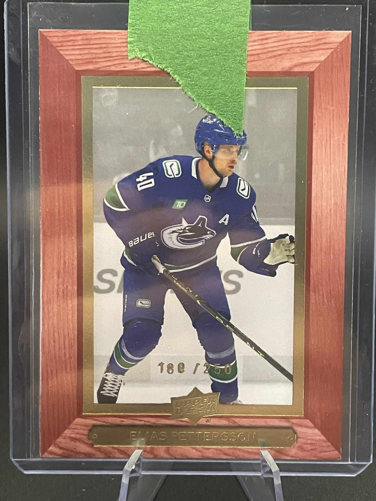 2023-24 Upper Deck Extended Series - Elias Pettersson Beehive /250 #BH-24