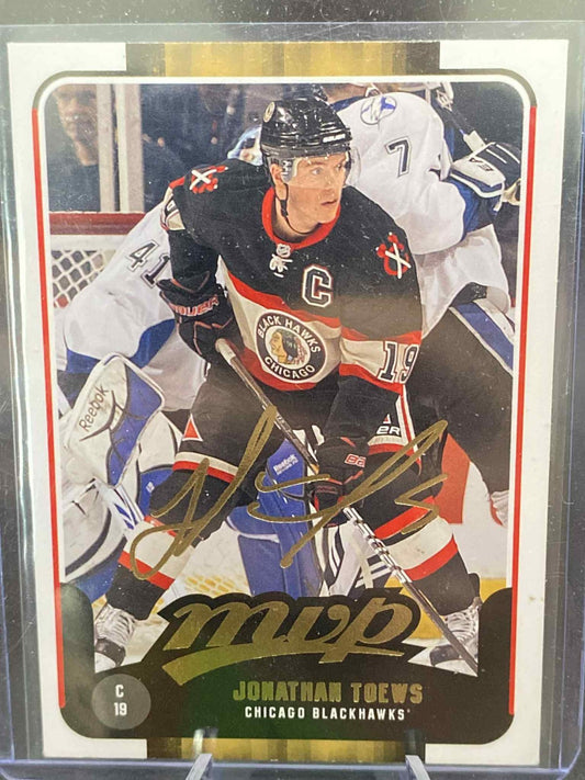 2011-12 Upper Deck MVP Jonathan Toews #21 Chicago Blackhawks Gold Scripts