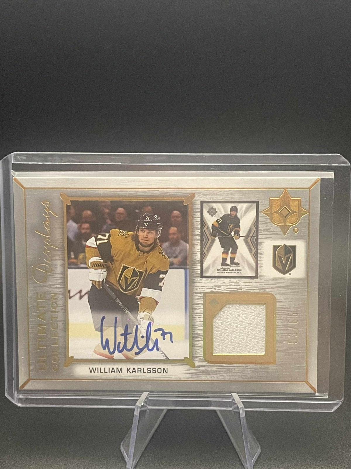 2021-22 Upper Deck Ultimate Collection Display Jersey /65 William Karlsson Auto
