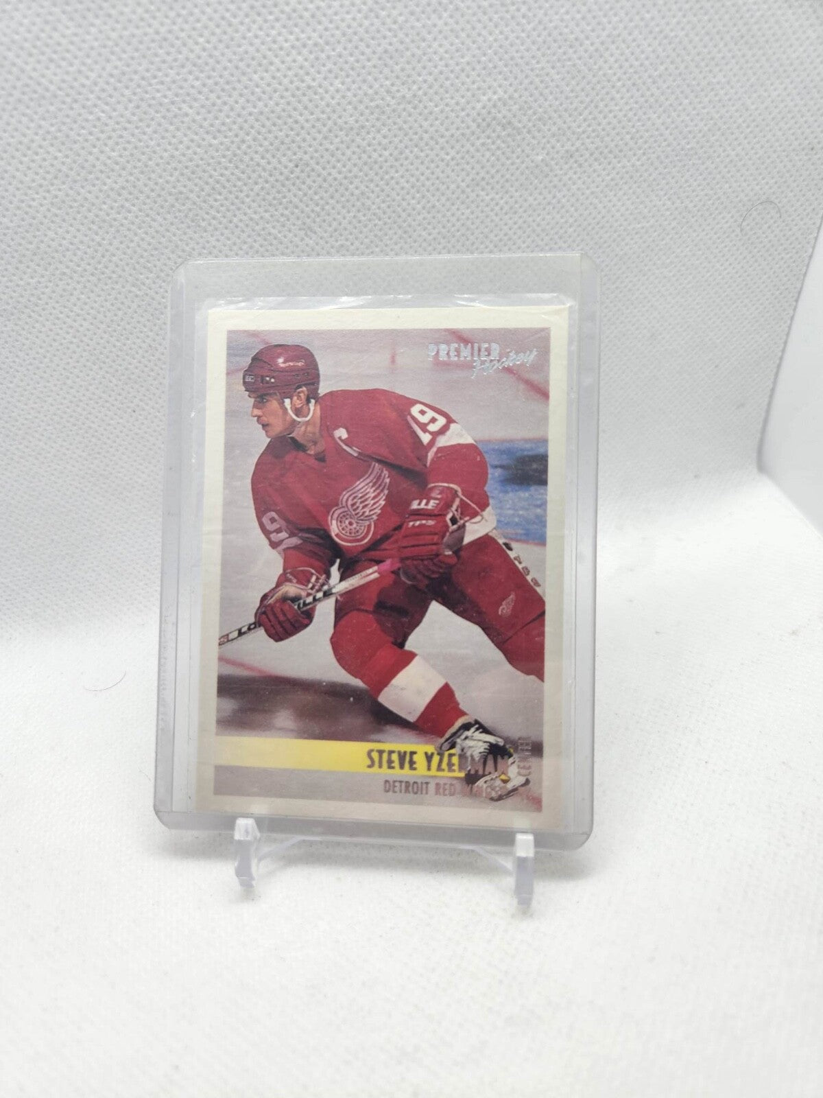 Steve Yzerman 1994 Topps Premier Hockey Card # 235