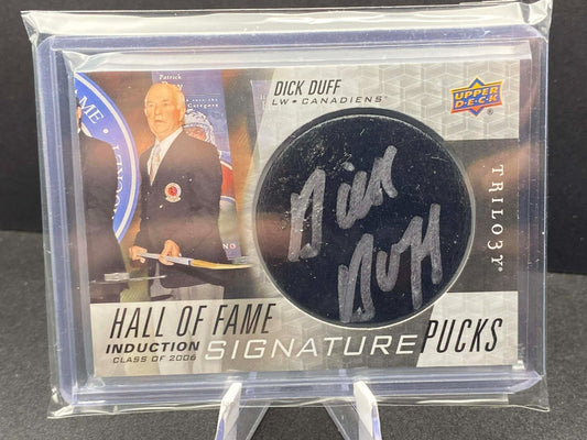 2020-21 UD Trilogy Dick Duff Hall of Fame Signature Pucks Auto Canadiens