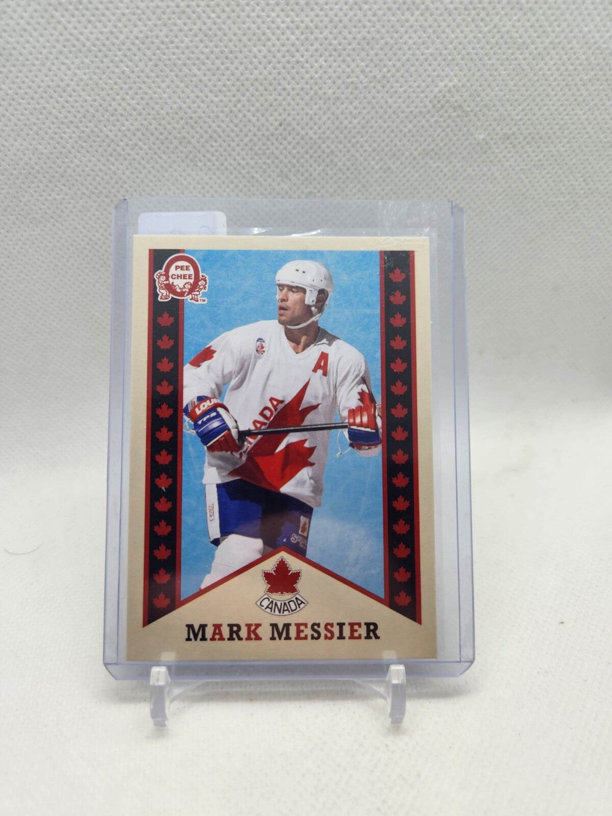 CANADIAN TIRE TEAM CANADA UPPER DECK OPC MARK MESSIER RETRO HOCKEY CARD R-11
