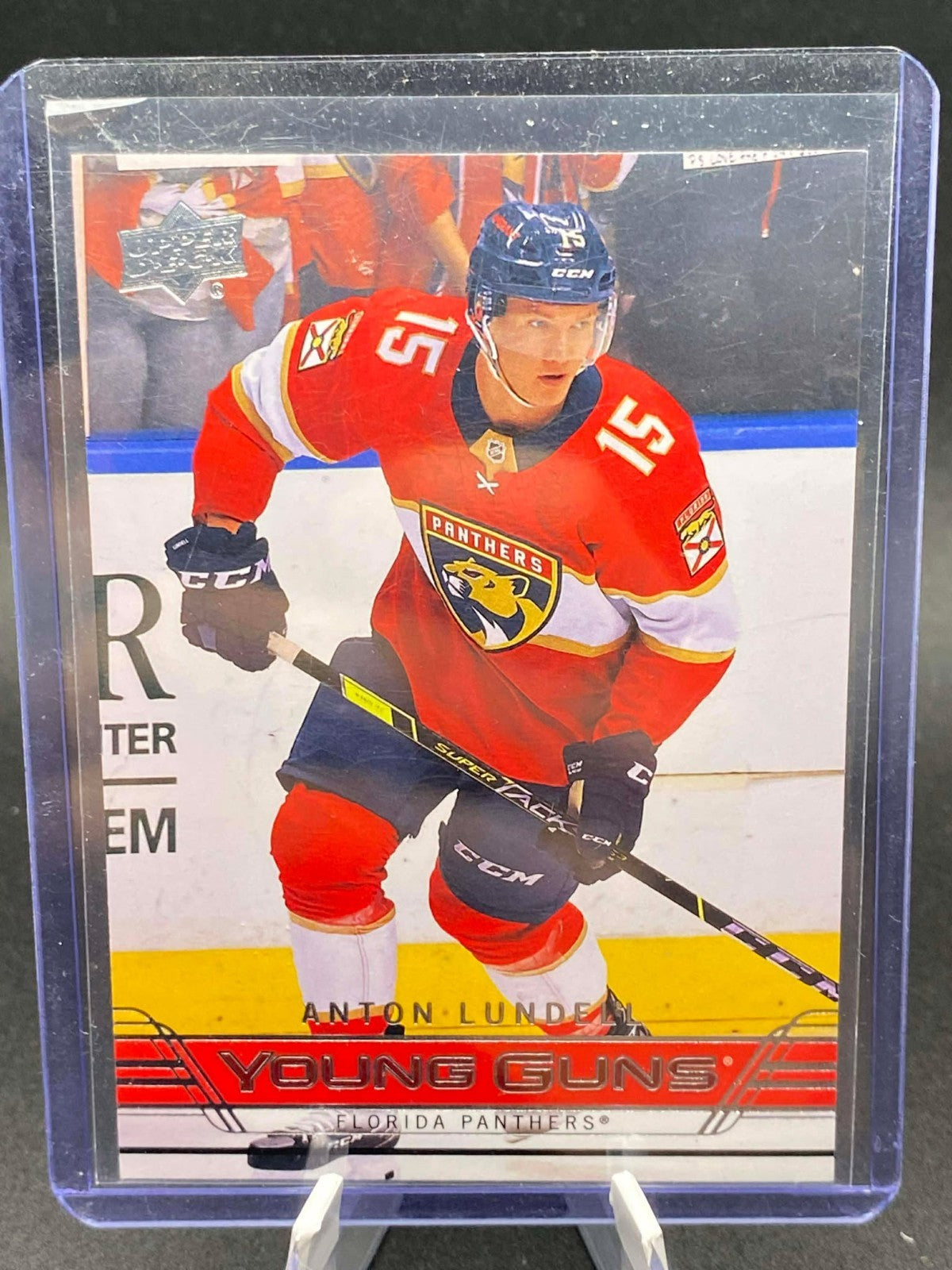 2021-22 Upper Deck 2006-07 Young Guns Retro #T-86 Anton Lundell - Rookie