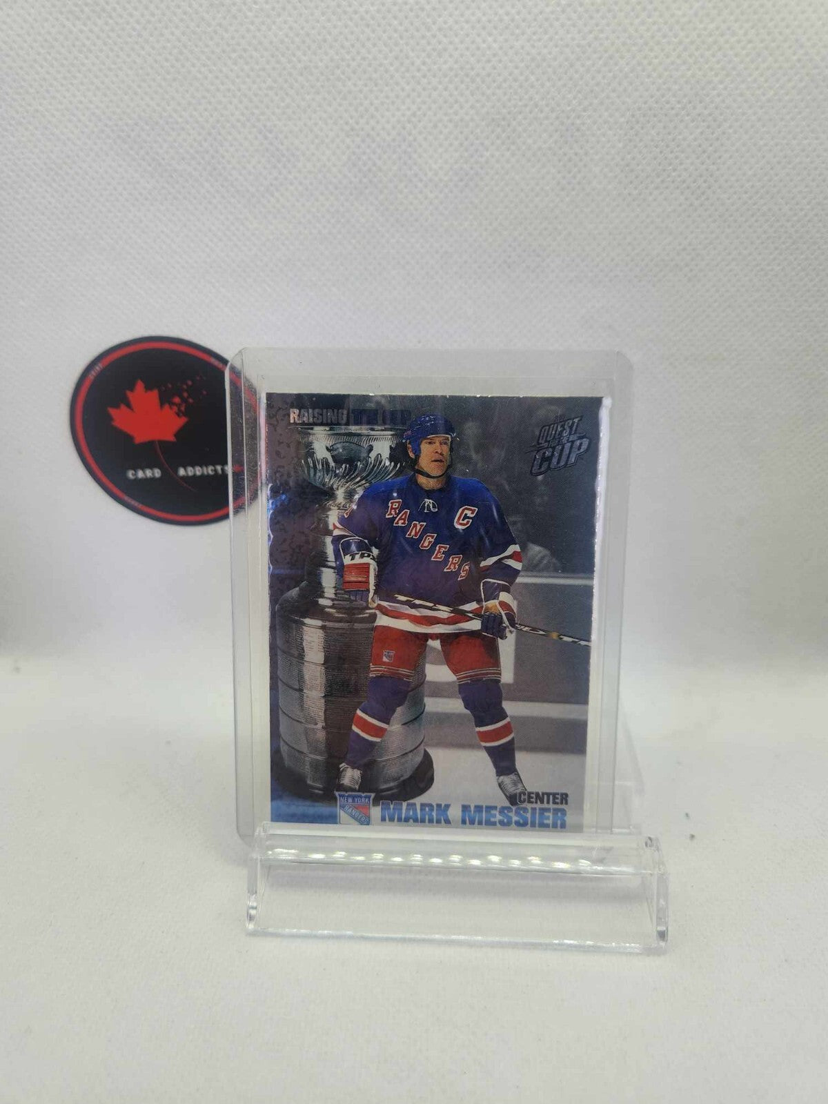 02/03 Quest for the Cup New York Rangers Mark Messier Raising the Cup card #10