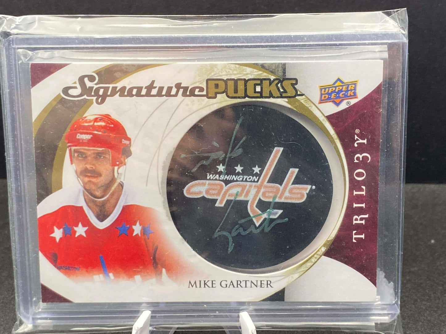 2015-16 Upper Deck Trilogy Signature Pucks Primary Logos Mike Gartner Auto HOF