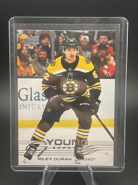 2025-26 Upper Deck Series 1 Young Guns #211 Riley Duran