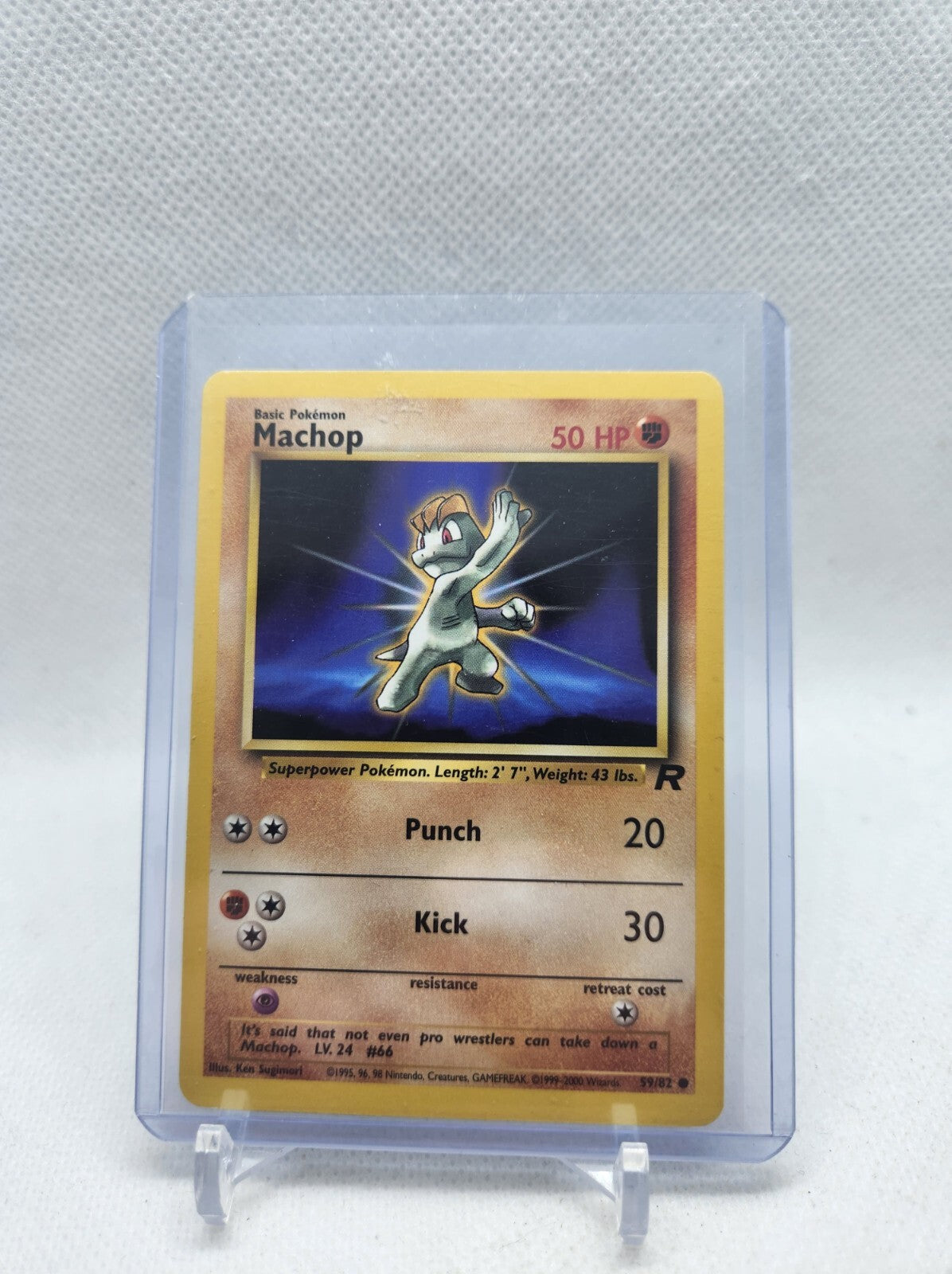 Pokémon Card Machop  1st Edition Team Rocket LP-NM