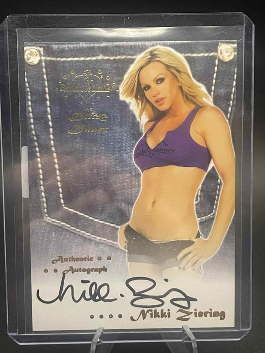 BenchWarmer 2012 Daizy Dukez Nikki Ziering Autograph Auto #26