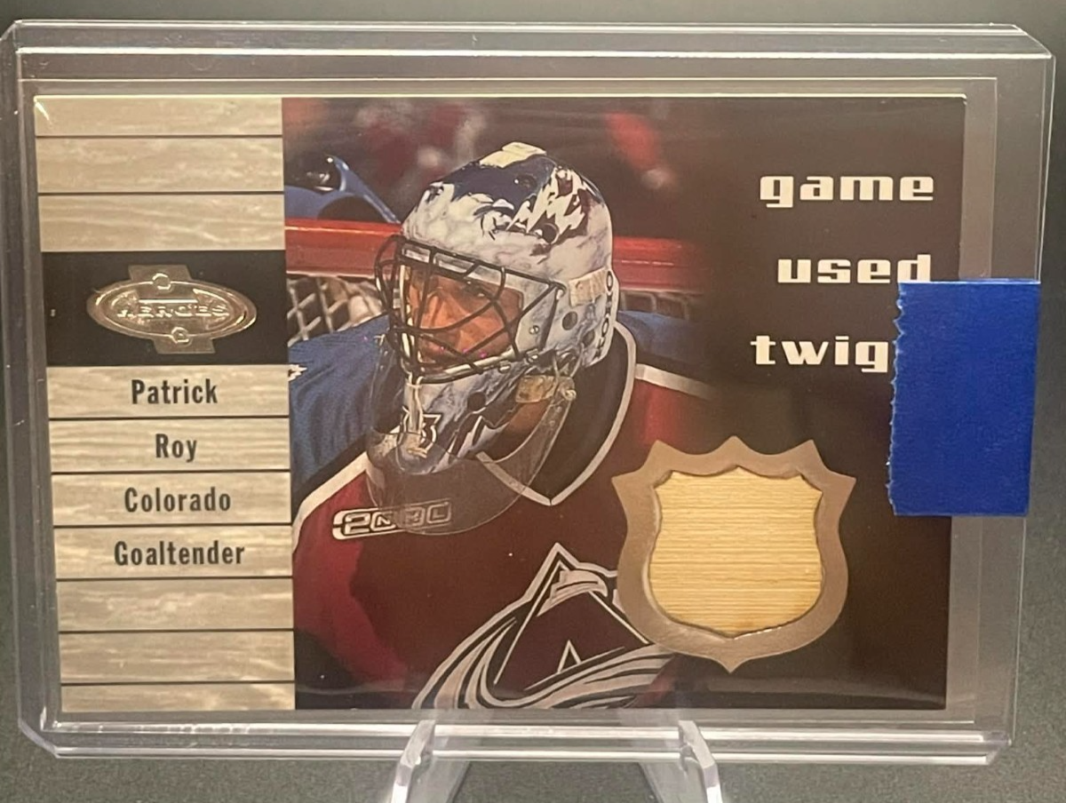 2000 UPPER DECK HEROES #T-PR PATRICK ROY GAME USED TWIGS
