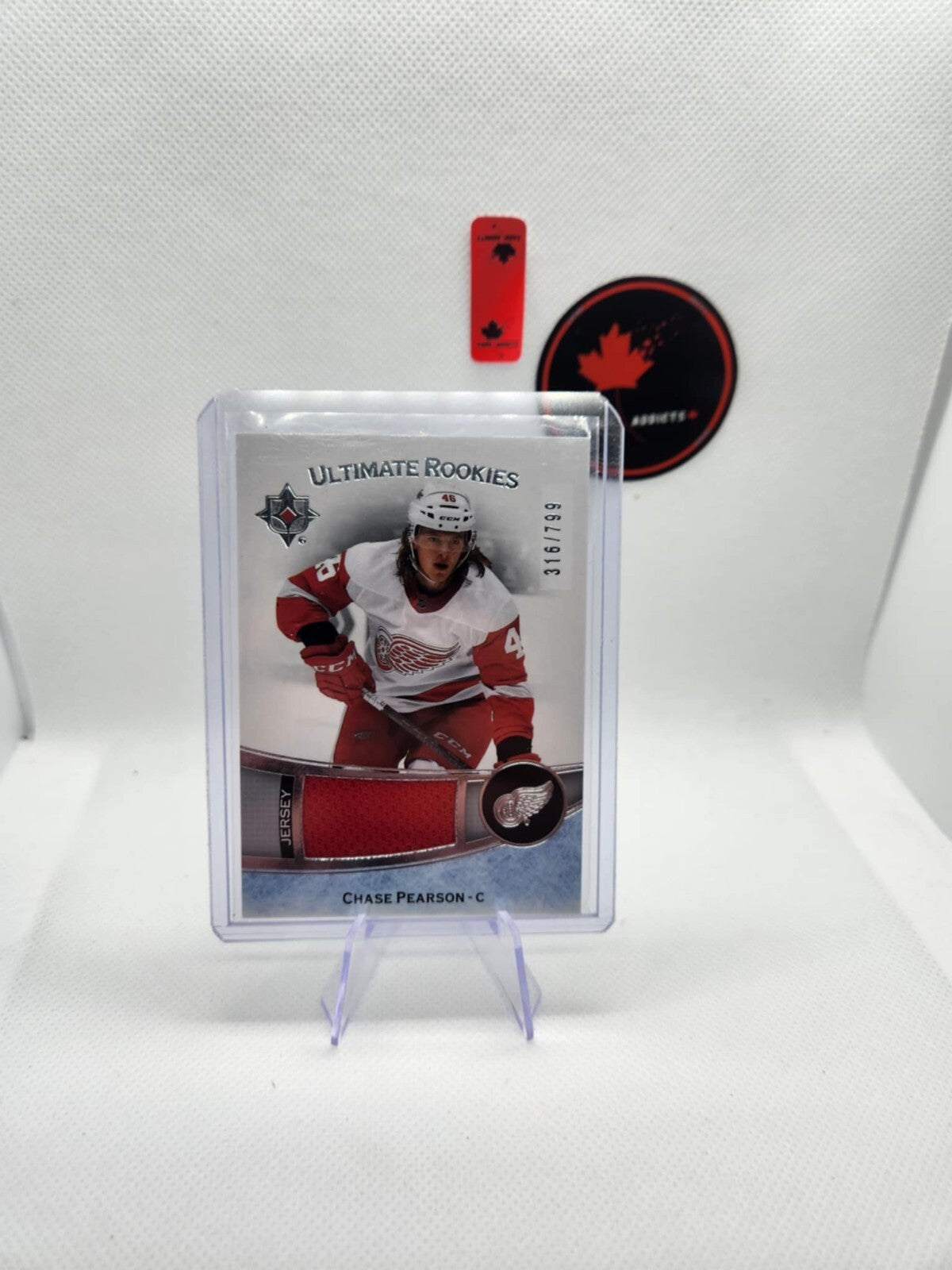 2022-23 Upper Deck Ultimate Collection Rookies Jersey Chase Pearson /799 Detroit
