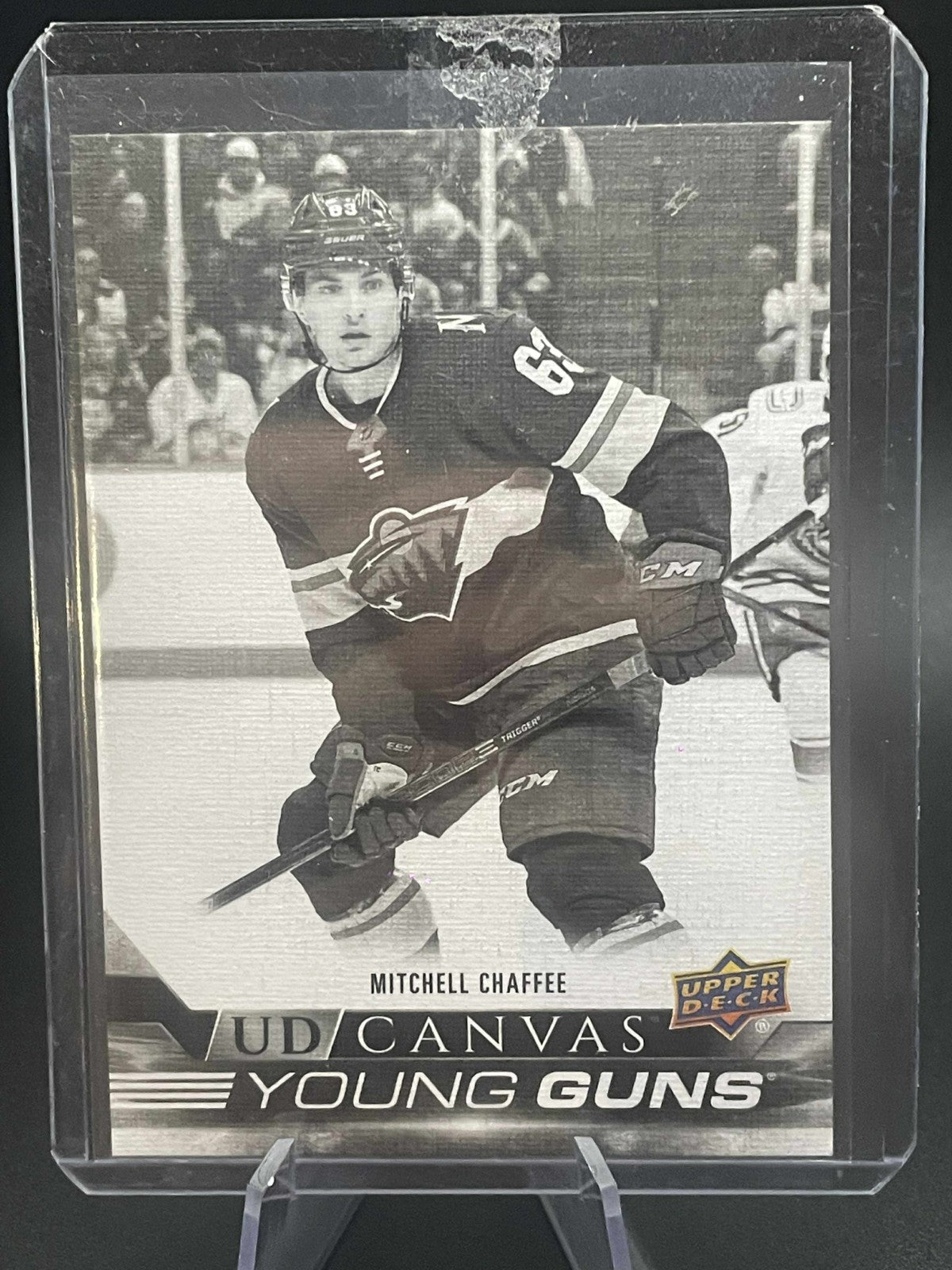 2022-23 Upper Deck Young Guns Canvas Black&White Mitchell Chaffee Minnesota Wild