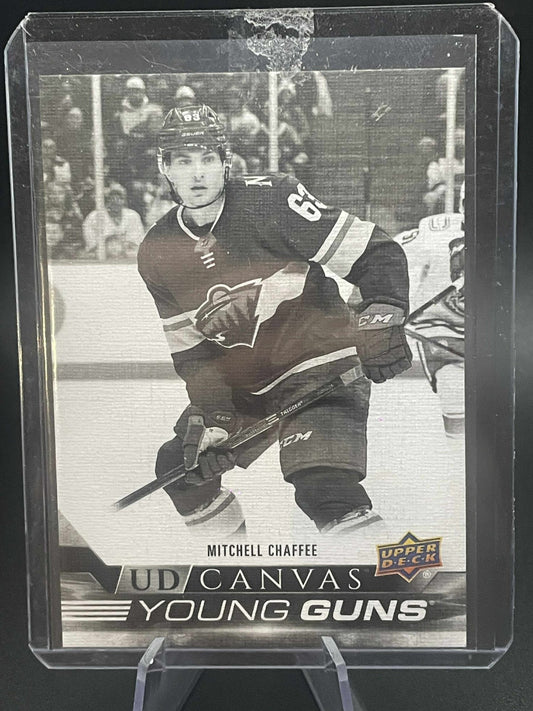 2022-23 Upper Deck Young Guns Canvas Black&White Mitchell Chaffee Minnesota Wild
