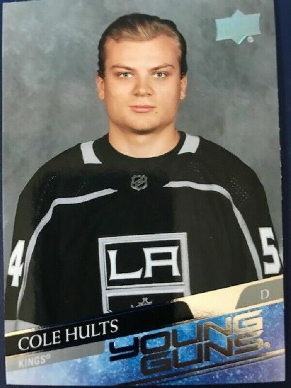 2020-21 UD YOUNG GUNS EXTENDED SP Rookie COLE HULTS #724 LA KINGS