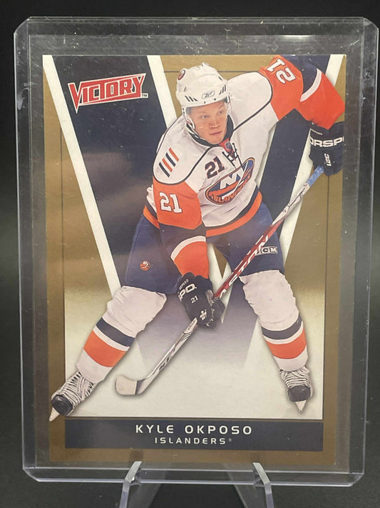 2010-11 Upper Deck Victory Gold Parallel 122 Kyle Okposo New York Islander REF I