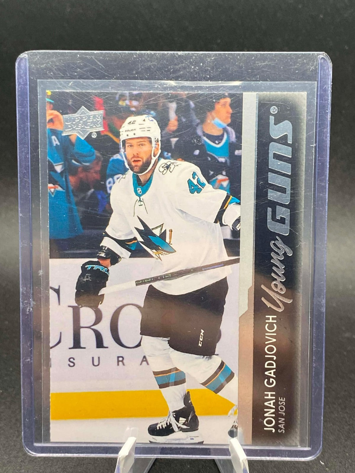 2021-22 Upper Deck Young Guns Hockey Rookie RC #499 Jonah Gadjovich