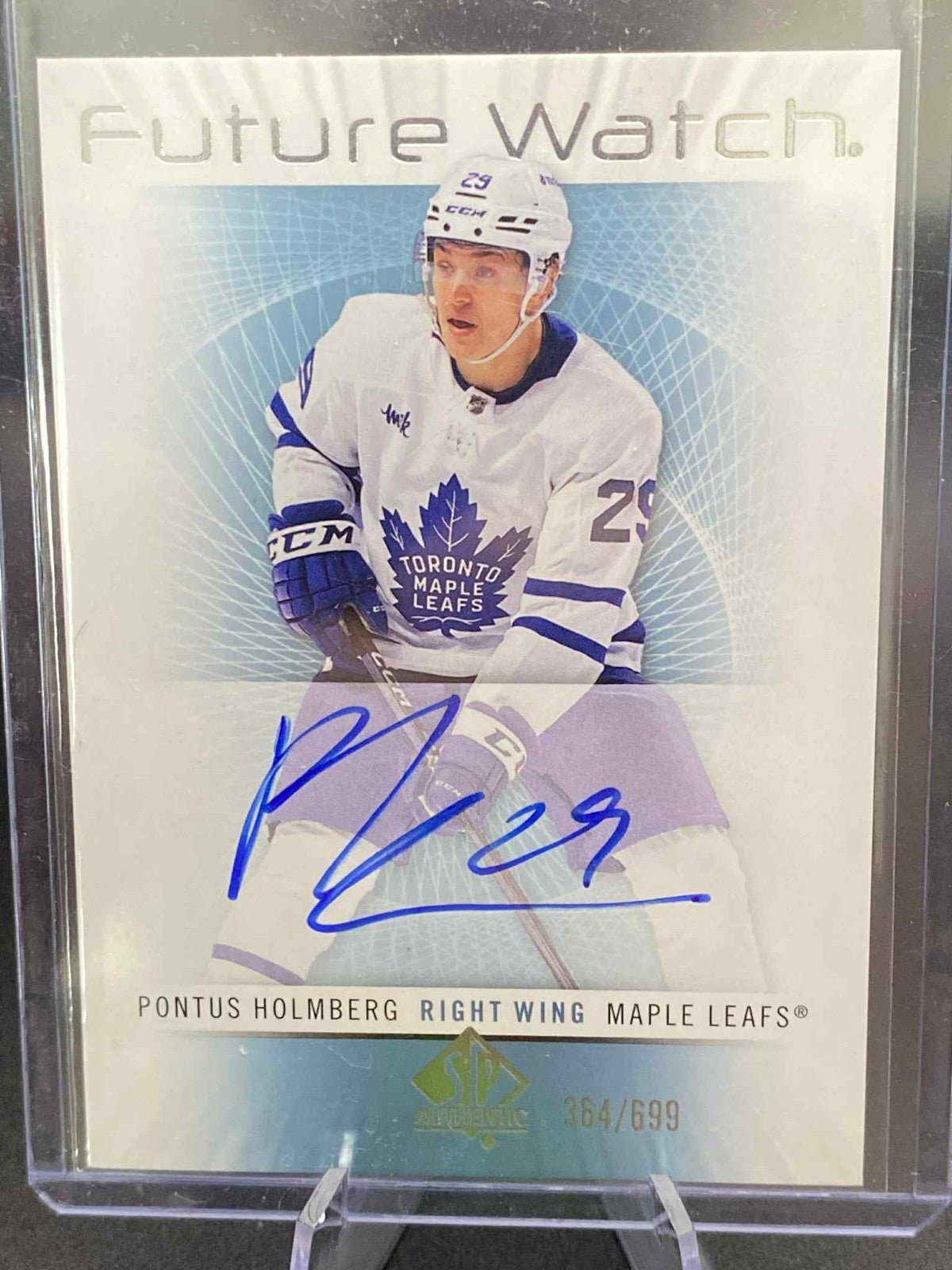 2022-23 SP AUTHENTIC FUTURE WATCH RETRO AUTO Pontus Holmberg #RFWA-PH /699 RC