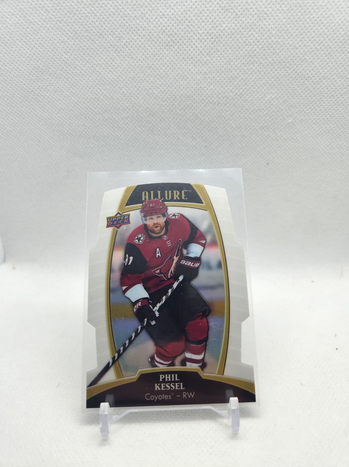 2019-20 Upper Deck Allure Hockey White Rainbow #54 Phil Kessel
