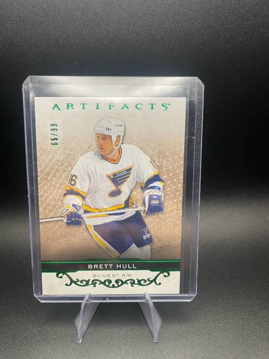 BRETT HULL 2021-22 UPPER DECK ARTIFACTS EMERALD PARALLEL #155 BLUES /99