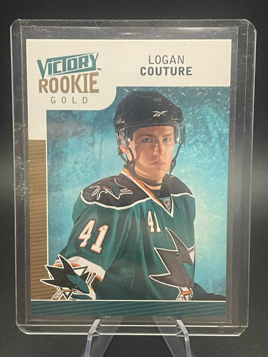 2009-10 Victory - Rookie Gold - #329 Logan Couture REF I