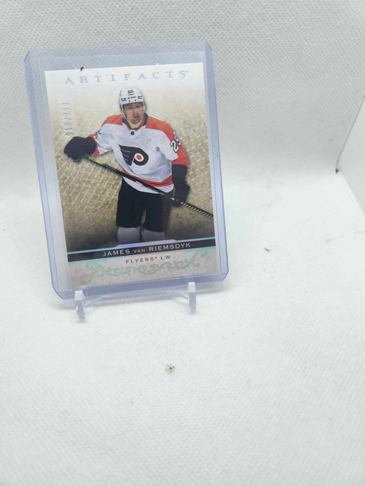 2021-22 UD Artifacts Base Silver Spectrum #62 James van Riemsdyk /299