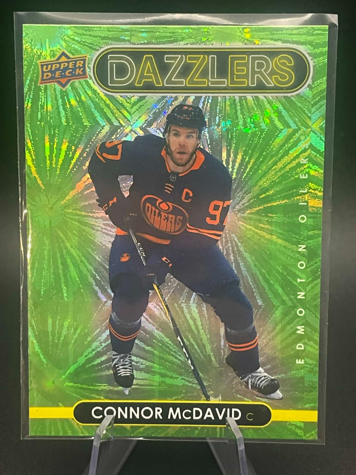 Connor McDavid #DZ-19 Dazzlers Green 2021-22 Upper Deck Hockey
