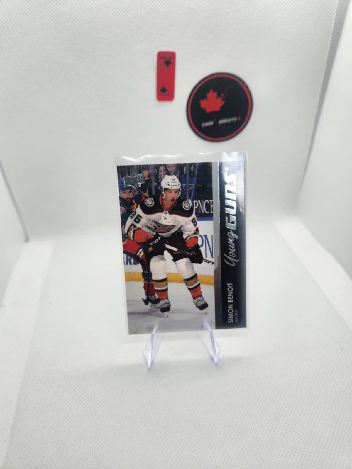 2021-22 Upper Deck Simon Benoit Young Guns #228 RC 5 available