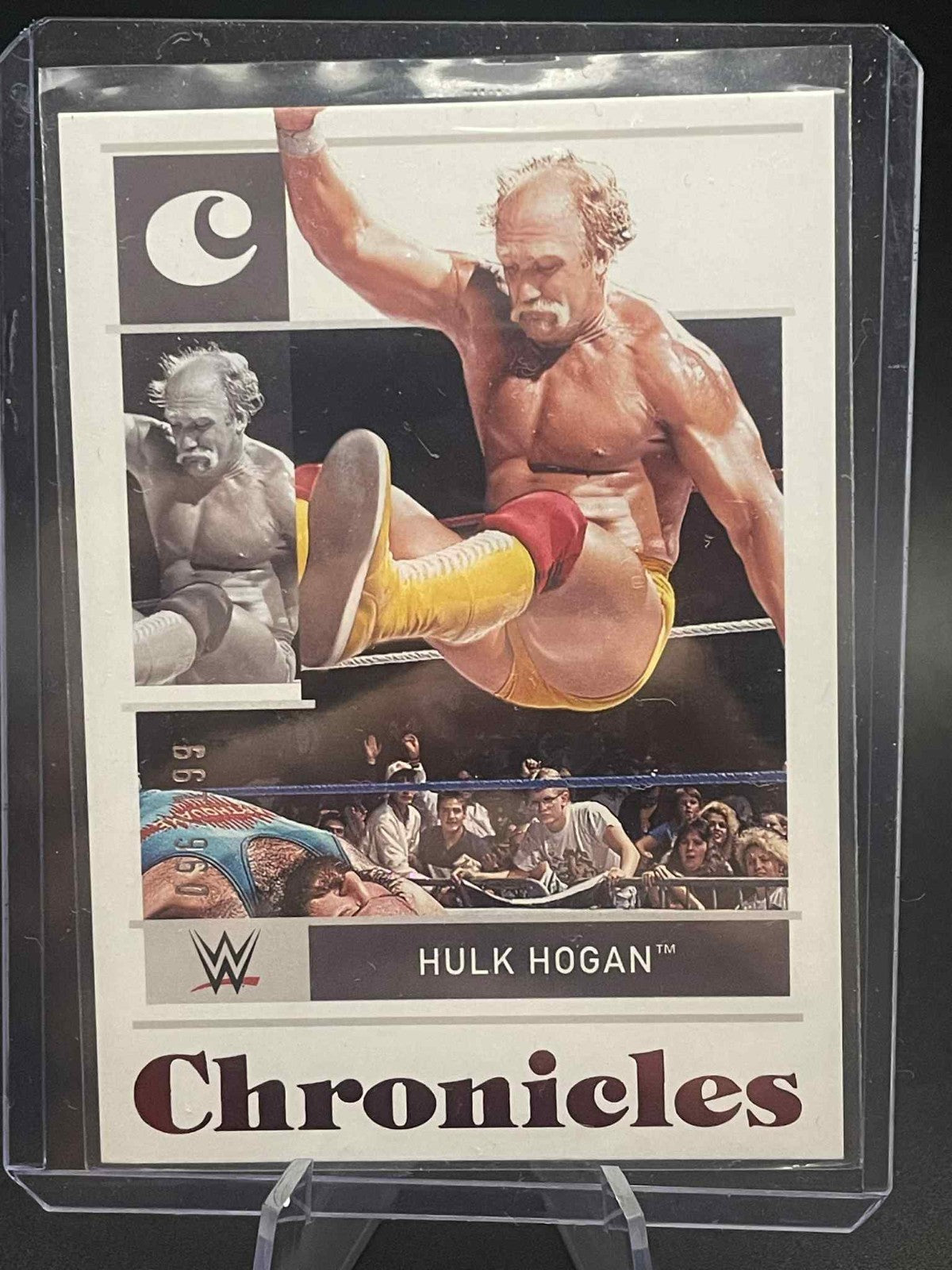 2022 Panini Chronicles WWE Red /199 Hulk Hogan #45