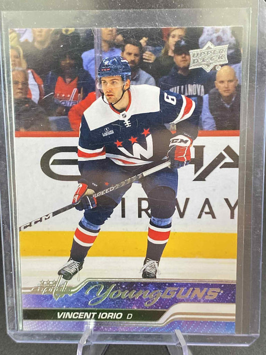 2023-24 Upper Deck Series 1 Young Guns 224 Vincent Iorio YG RC