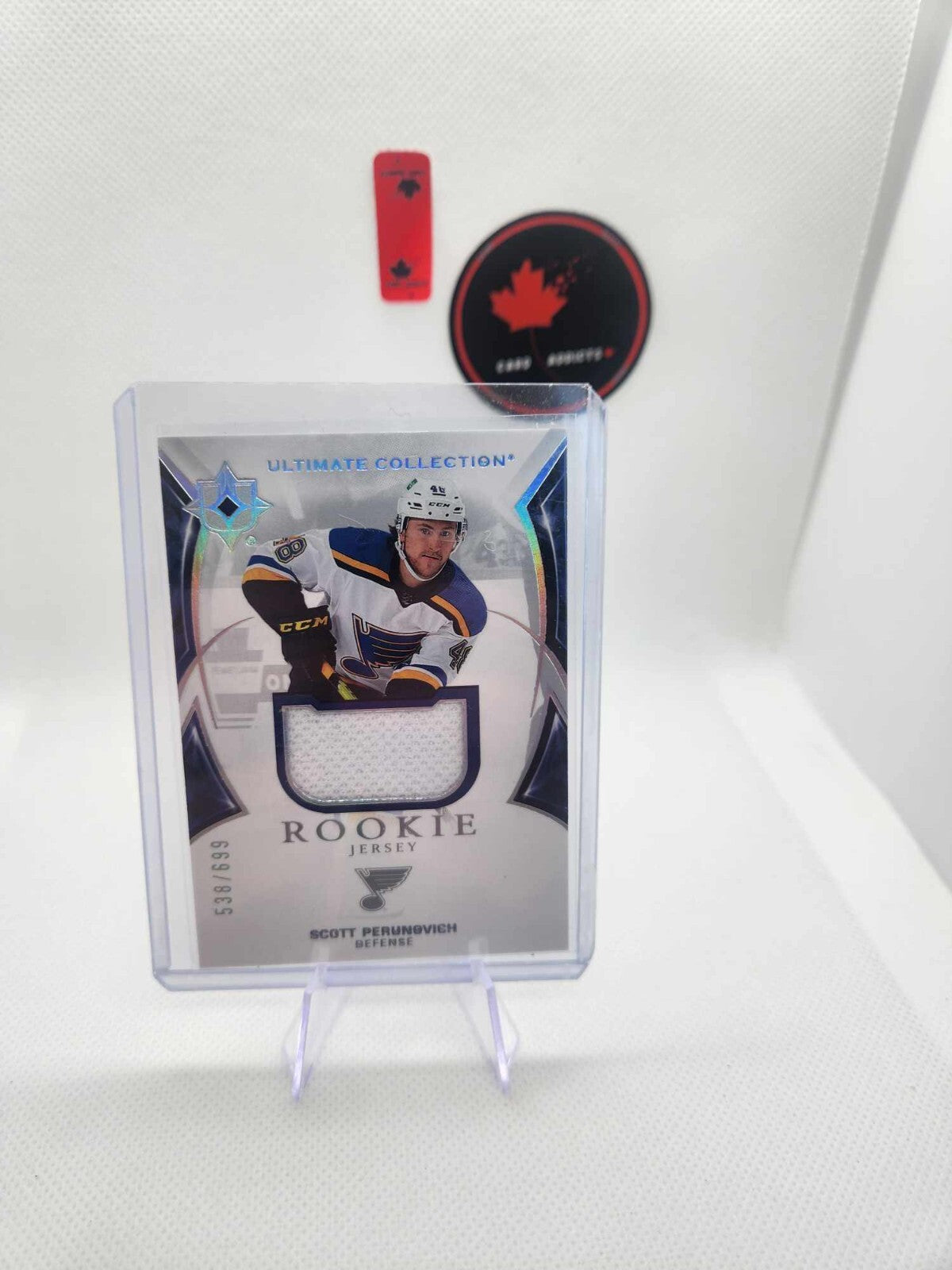 Scott Perunovich - 2021-22 Upper Deck Ultimate Rookie Jersey /699 Card #104