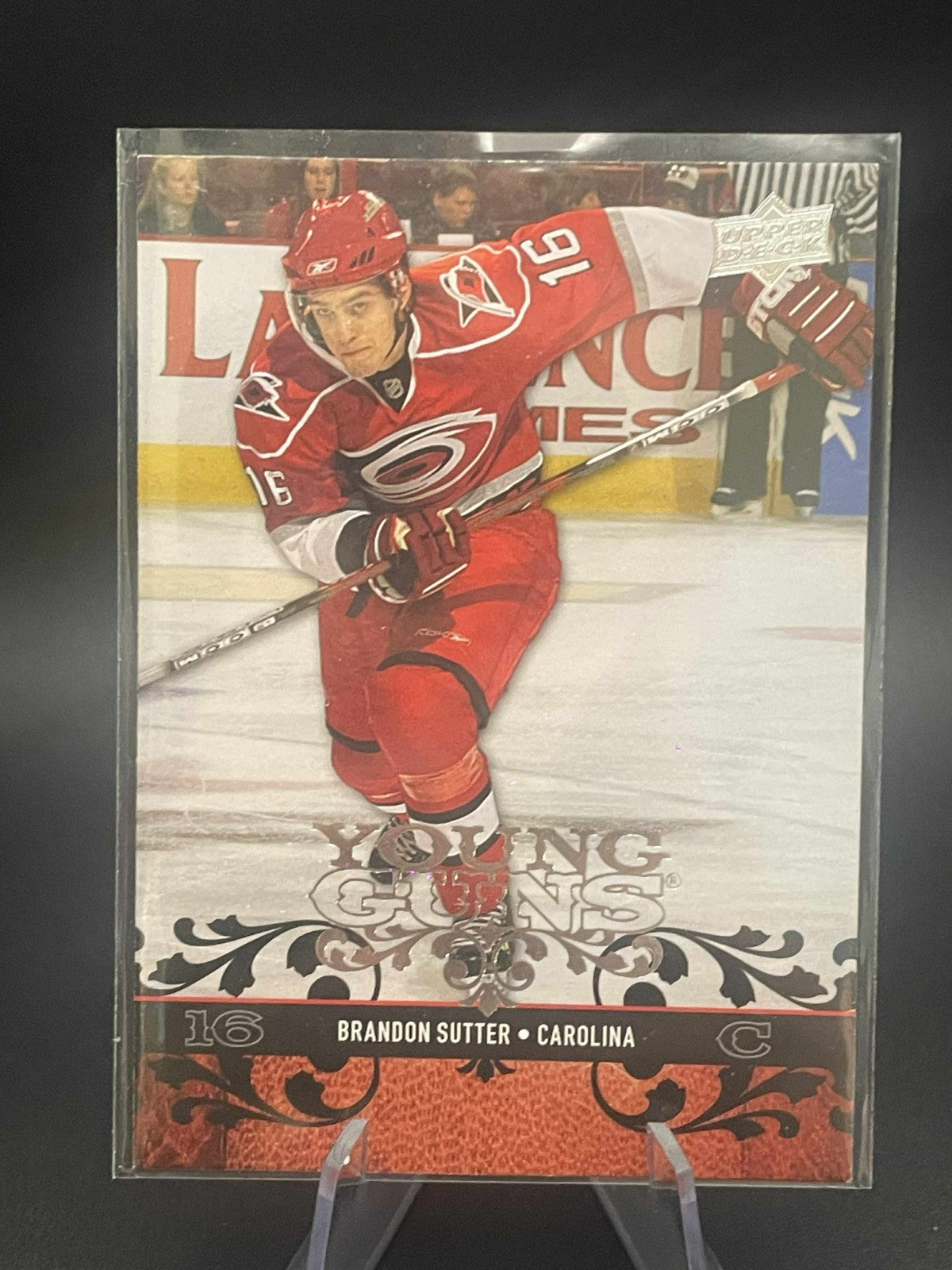 2008-09 Upper Deck Series 1 Hockey BRANDON SUTTER #204 YOUNG GUNS ROOKIE