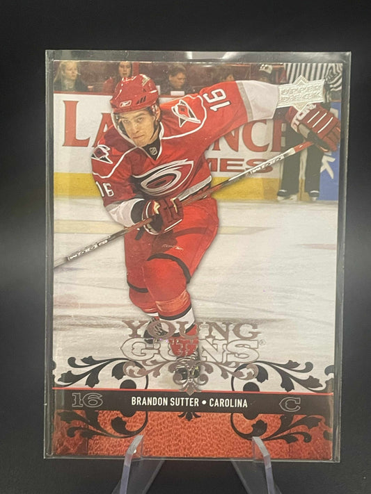 2008-09 Upper Deck Series 1 Hockey BRANDON SUTTER #204 YOUNG GUNS ROOKIE