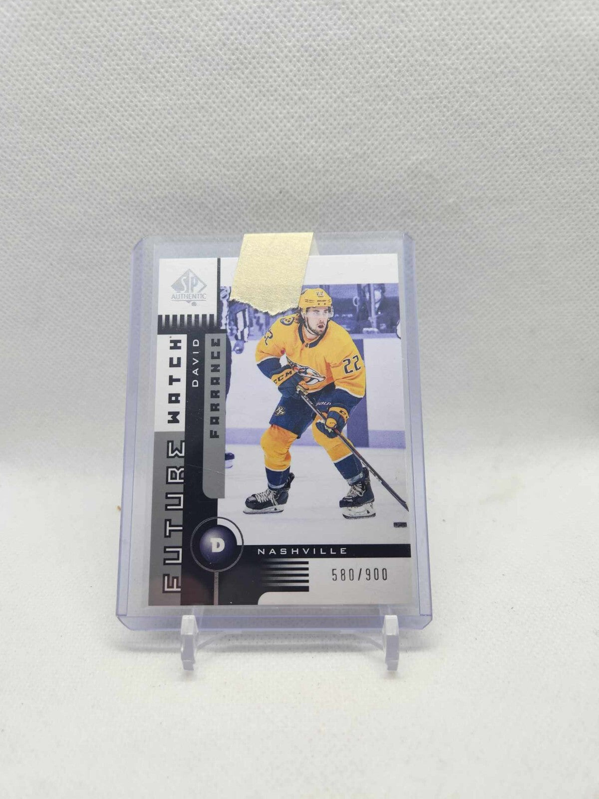 2021-22 SP Authentic 2001-02 Retro Future Watch #01FW-DF David Farrance /900