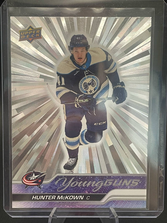 23/24 UD SERIES 1 HUNTER MCKOWN SILVER OUTBURST YOUNG GUNS ROOKIE Blue Jackets
