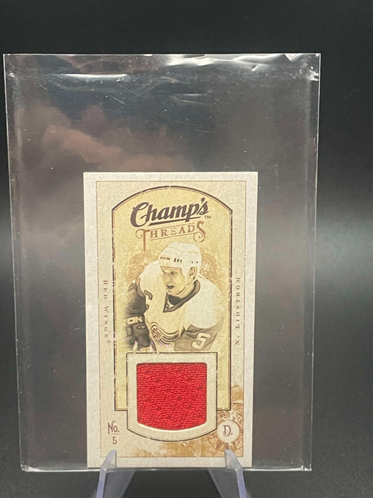 2009-10 Upper Deck Champ’s Threads MINI Nicklas Lidstrom #MT-NL